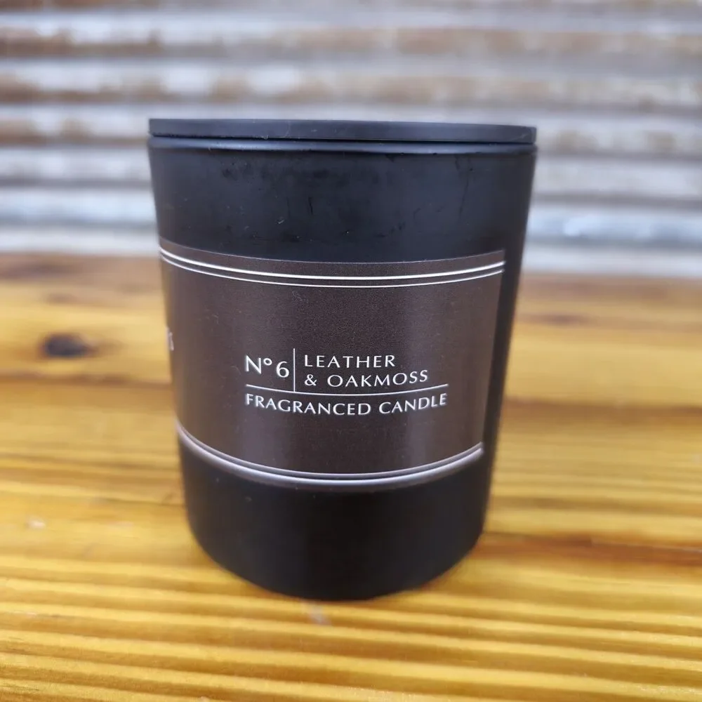 PECKSNIFF'S No. 6 Leather & Oakmoss 6.4 ounce Fragranced Candle Made in England